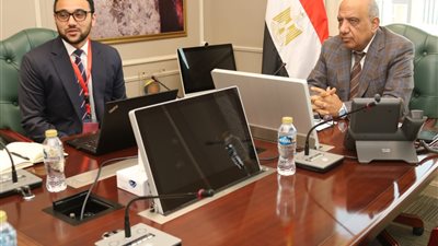 عصمت : توطين الصناعة ونقل التكنولوجيا الحديثة نتاج بناءالبنية التحتية للدولة 
