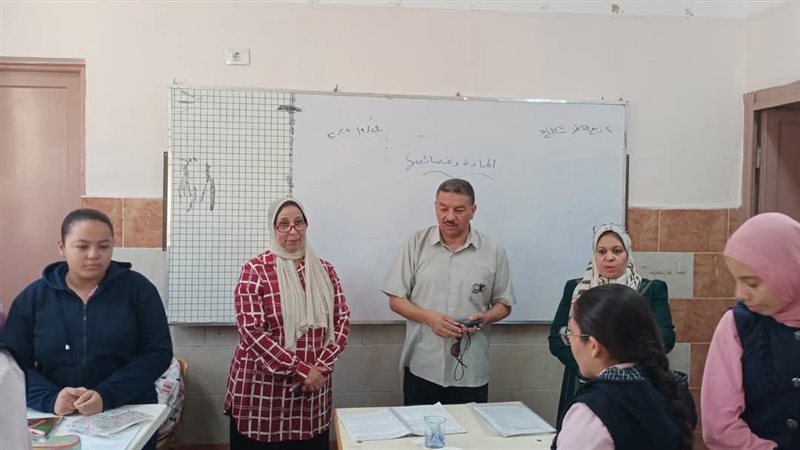 مدرسة بقنا