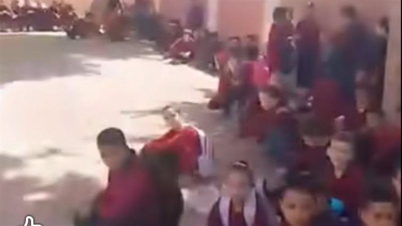 طلاب المدرسة