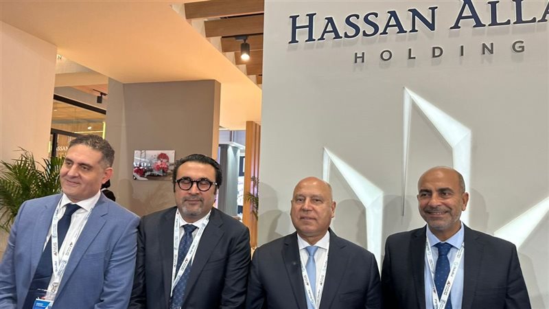 وزير النقل خلال الافتتاح