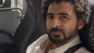 أنباء عن احتجاز علي عبد الونيس في نيجيريا تمهيدًا لترحيله إلى مصر