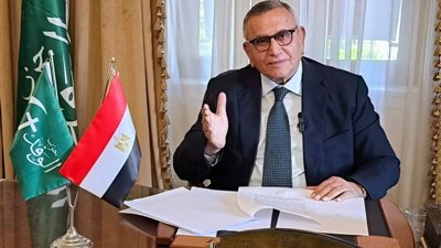 عبدالسند يمامة يقرر تطبيق الحد الأدنى للأجور على جميع العاملين بجريدة الوفد