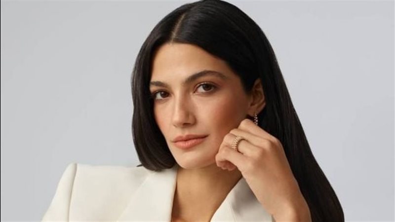 تارا عماد