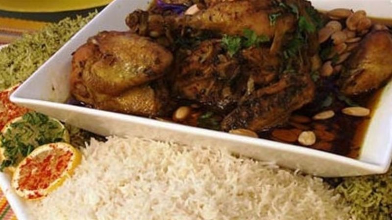 دجاج بالصلصة