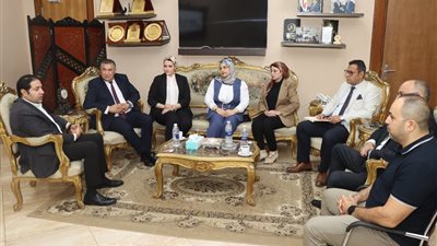 تعاون بين بنك القاهرة ومحافظة بني سويف لدعم فعاليات مهرجان النباتات الطبية