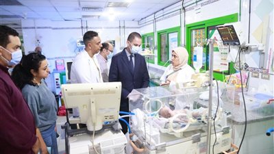 نائب وزير الصحة من الإسكندرية: لا تهاون مع الإهمال.. وتحقيق فوري في الغياب