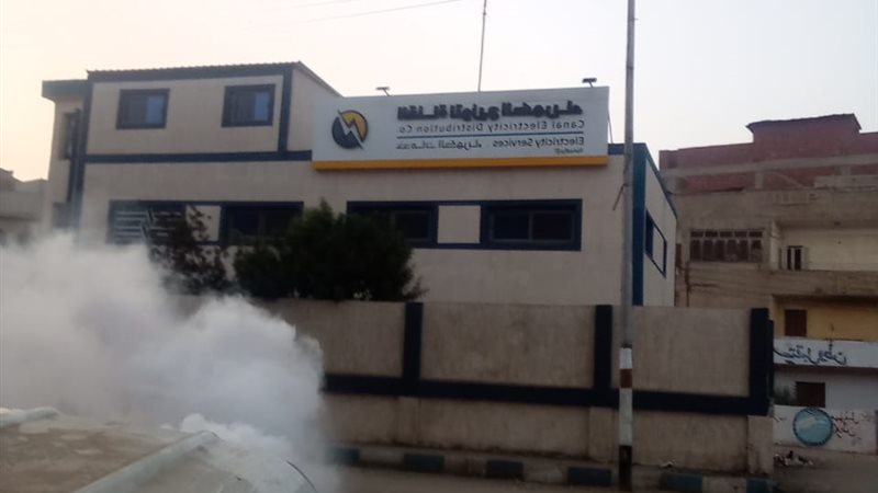 رش الحشرات