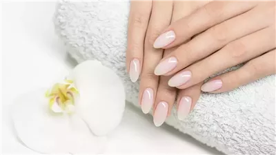 وداعا مناكير جل ! اكتشفي البدائل الآمنة التي تمنحك نفس اللمعان