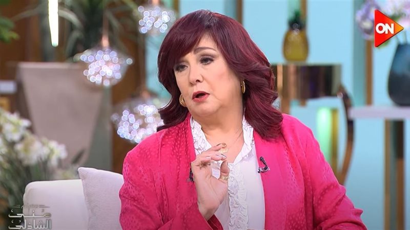 الفنانة شيرين