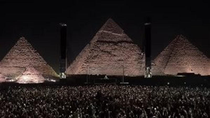 الأهرامات 