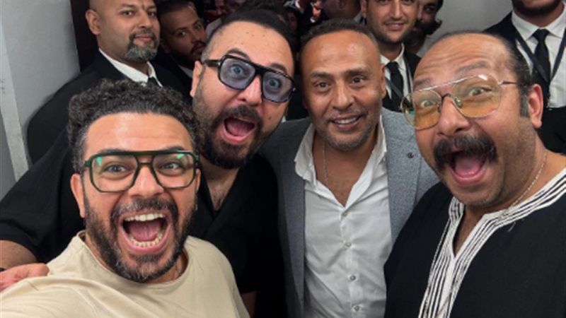 كريم الحسيني في العرض