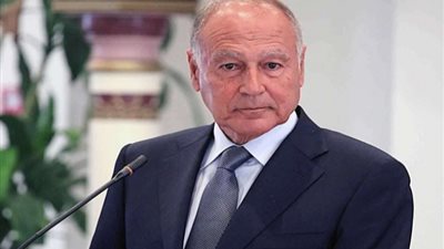 وصول الأمين العام لجامعة الدول العربية إلى شرم الشيخ