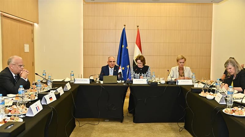 وزير الموارد المائية