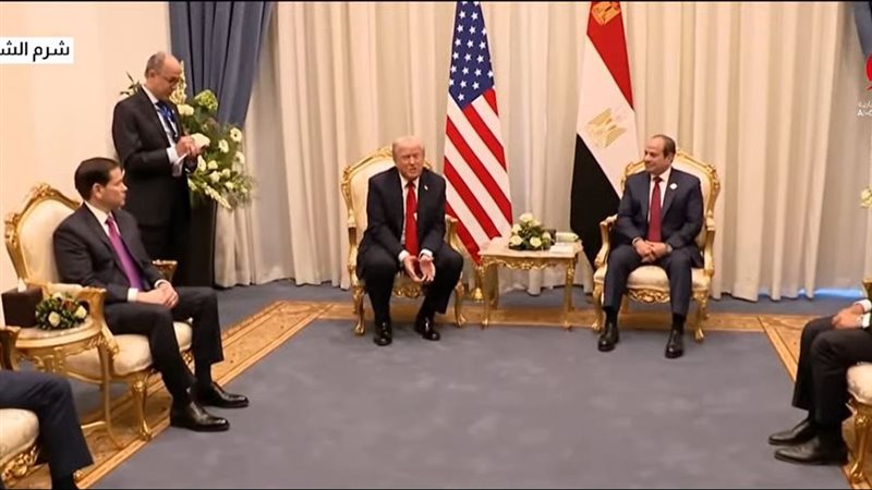  دونالد ترامب والرئيس