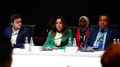 منال عوض: مصر وضعت إطارًا استراتيجيًا لإدارة المخلفات لرفع نسبة الجمع والتدوير