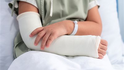 ولى أمر يتهم مدرسة فى بشتيل بالإهمال بعد إصابة نجله بنزيف 