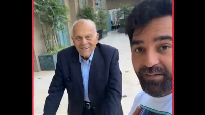 سعودي يصادف الدكتور