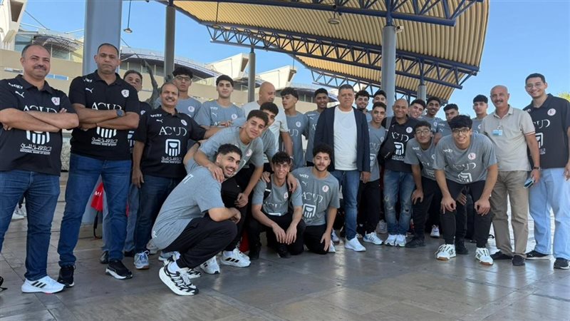 وصول منتخب اليد 2008
