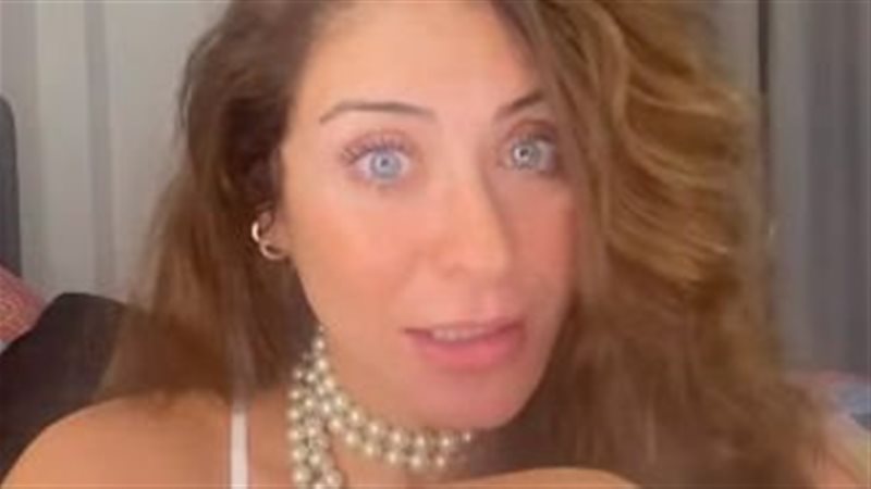 الفنانة هيدي كرم
