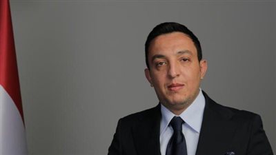 النائب مصطفي أبو زهرة: الكرة بتاعت الغلابة.. ومحدش هيبخل على منتخب مصر