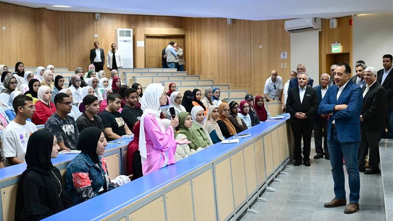 جانب من الزيارة