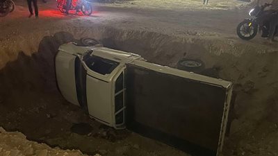 للمرة الثانية في نفس اليوم.. سقوط سيارتين من أعلى نزلة منشية البكاري بالهرم 