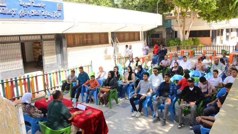 خلال المبادرة