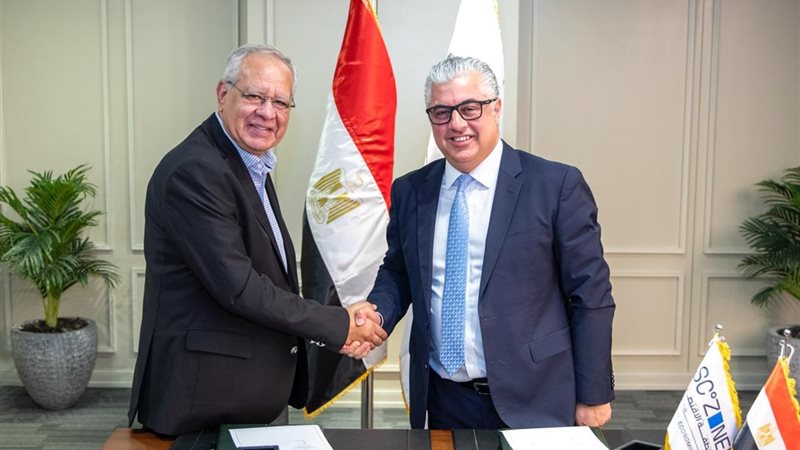 رئيس اقتصادية قناة