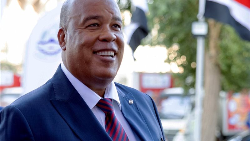 أيمن العشري، رئيس