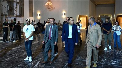 رئيس الوزراء يجري جولة ليلية لمتابعة التجهيزات النهائية لافتتاح المتحف الكبير