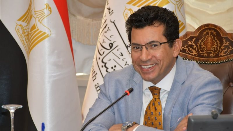 وزير الرياضة
