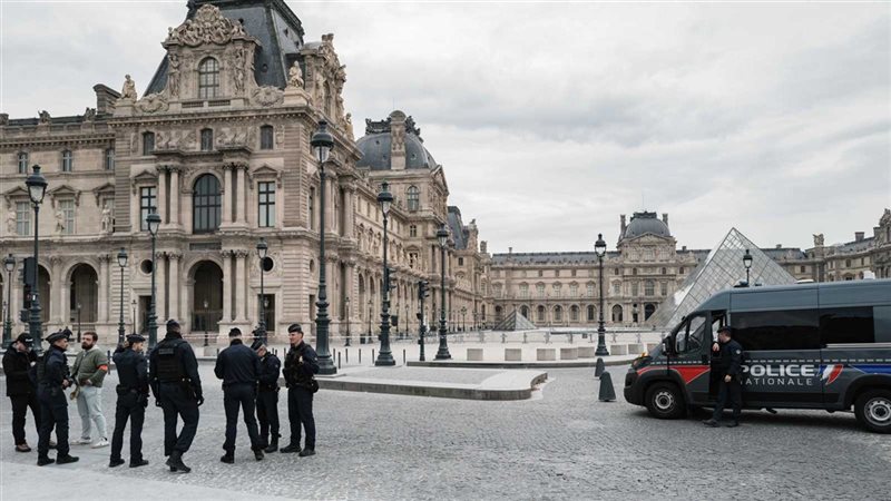 متحف اللوفر