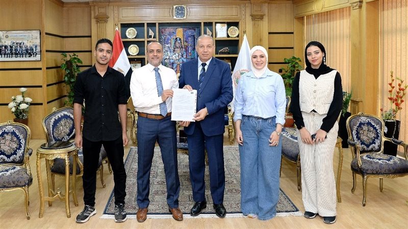 رئيس جامعة المنصورة