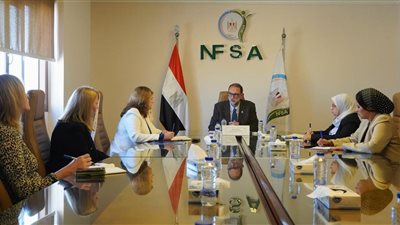 رئيس هيئة سلامة الغذاء يجتمع بالمستشارة الزراعية الإقليمية لبحث سبل التعاون