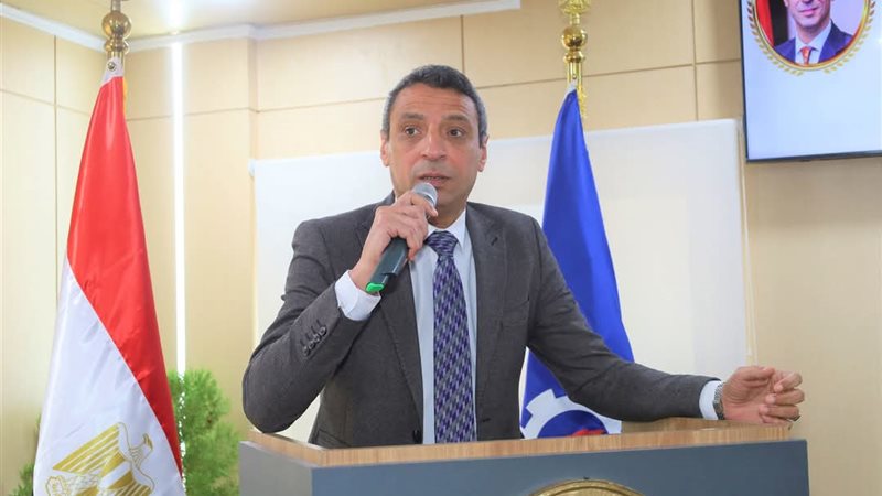 جانب من الندوة