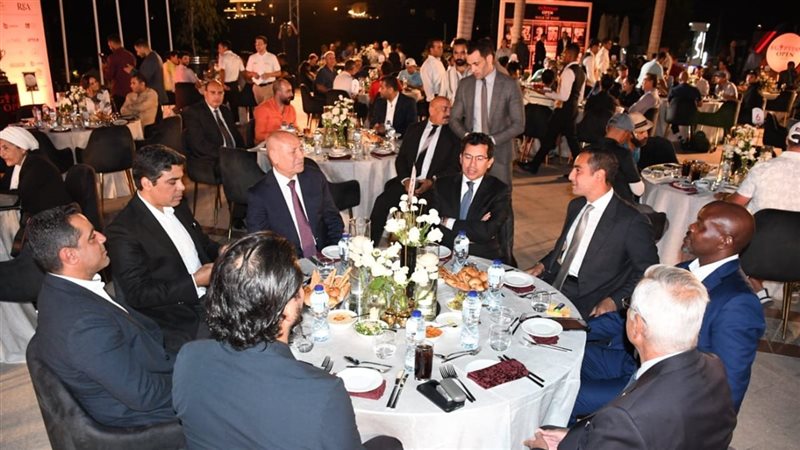 وزير الشباب والرياضة