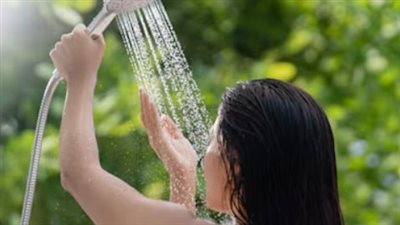 الاستحمام البارد يسبب السكتات الدماغية.. ما الحقيقة؟