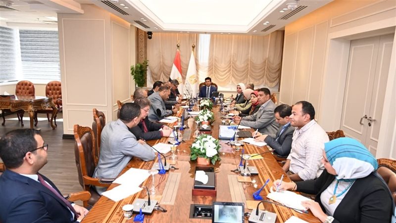 وزير الشباب والرياضة