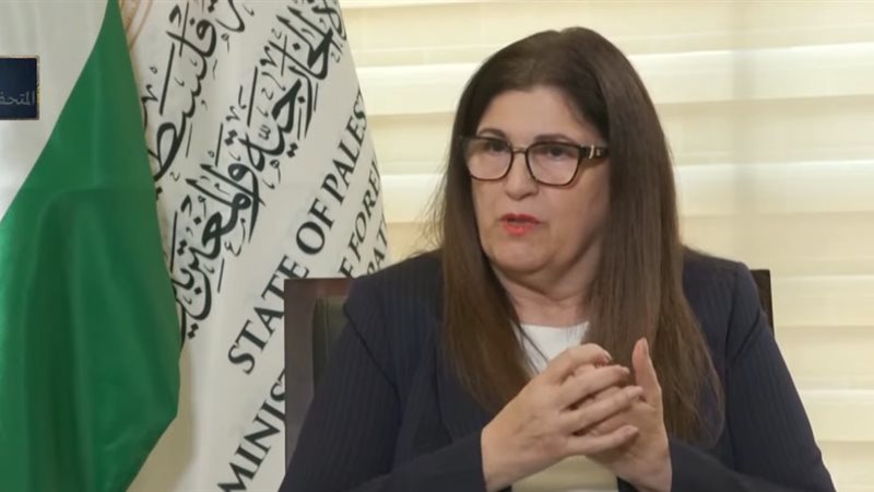 وزيرة الخارجية