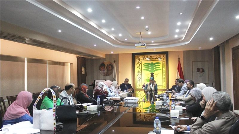 رئيسة المجلس القومي