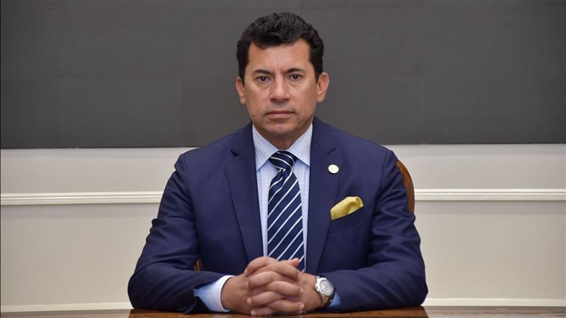 وزير الشباب و الرياضة