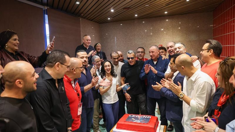 الاحتفال بعيد ميلاد