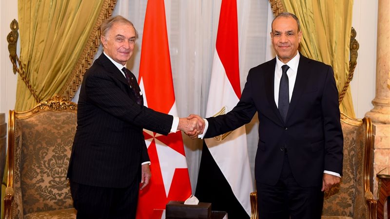 وزير الخارجية 