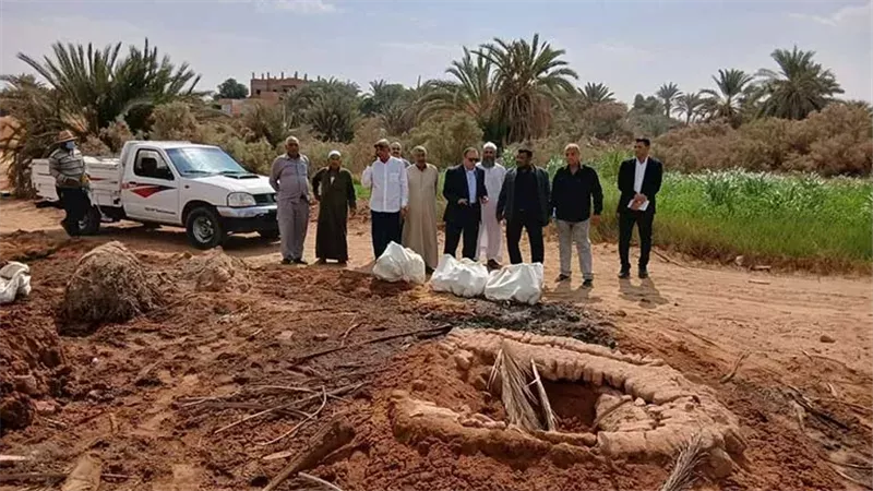  نقل رفات 8500 جثمان