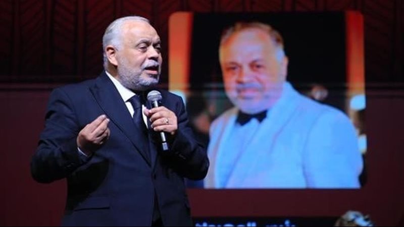 أشرف زكي 