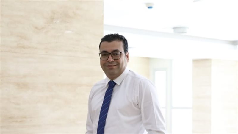الدكتور إيهاب شوقي
