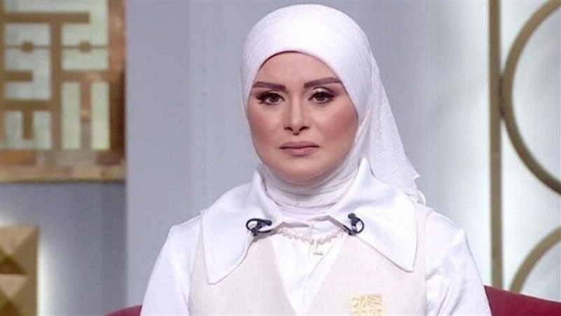 الإعلامية لمياء فهمي