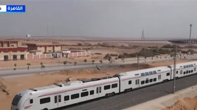 لحظة بدء التشغيل التجريبي للقطار الكهربائي السريع من حدائق أكتوبر|فيديو