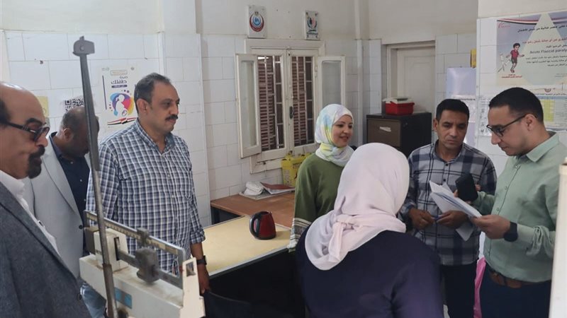 من زيارات لجنة شئون
