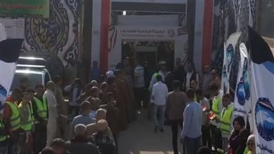 إقبال كبير من الناخبين على لجنة المدرسة الثانوية المشتركة بأم دومة بسوهاج